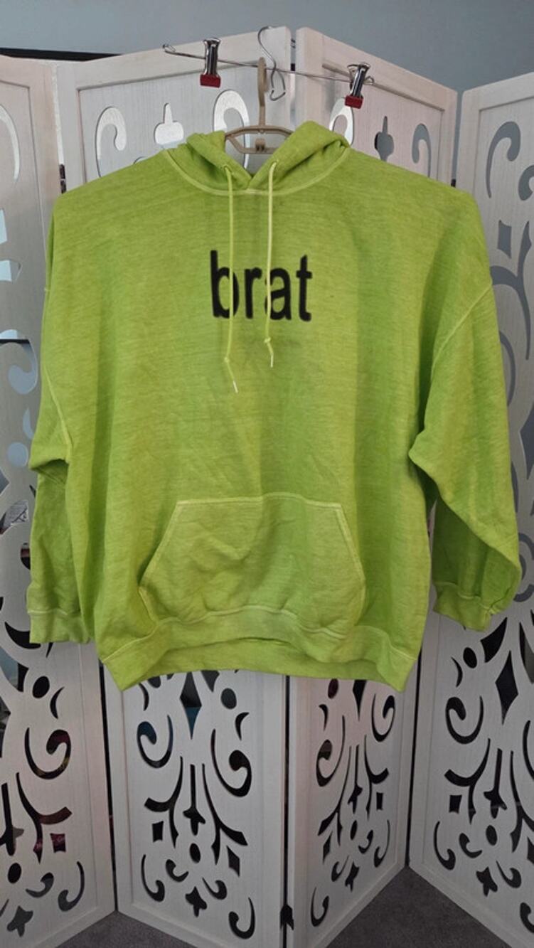 Charli xcx BRAT Hoodie L/XL Urban Outfitters Green Oversized Sweatshirt NWOT